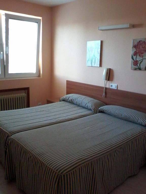 Hotel Buenos Aires Villafría de Burgos Dış mekan fotoğraf